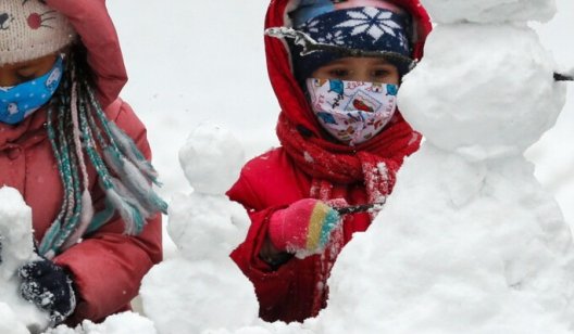 В Украину идут сильные морозы: МОН советует распустить школьников по домам