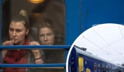 "Укрзалізниця" анонсировала эвакуационные поезда в Польшу из Харькова, Днепра и Запорожья