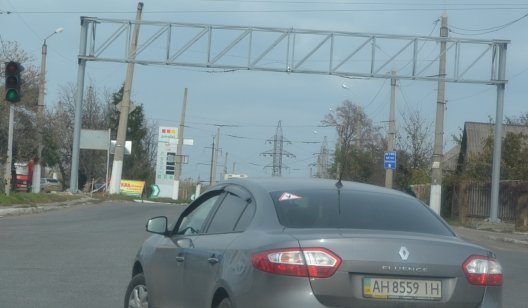 В Славянске появится реклама над дорогой