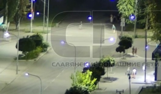 Видео момента страшного ДТП в Славянске