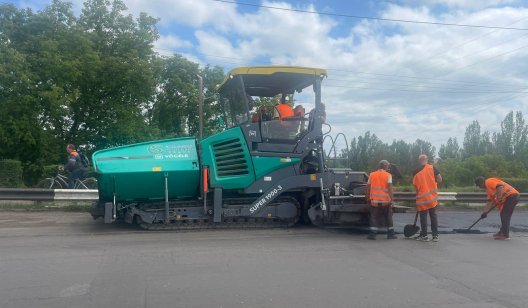 У Слов'янську продовжується ремонт доріг