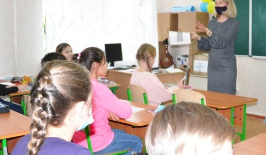 В Славянске возобновились занятия в школах