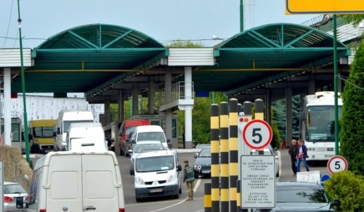 Польша ужесточила правила пересечения границы для украинцев на авто
