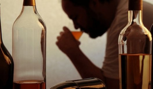 Алкоголізм: підступная хвороба та лікування залежності
