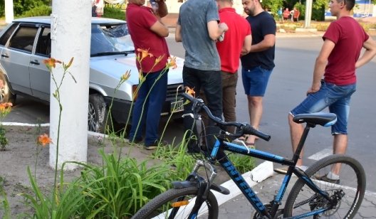 Авария с велосипедистом в центре Славянска: подробности