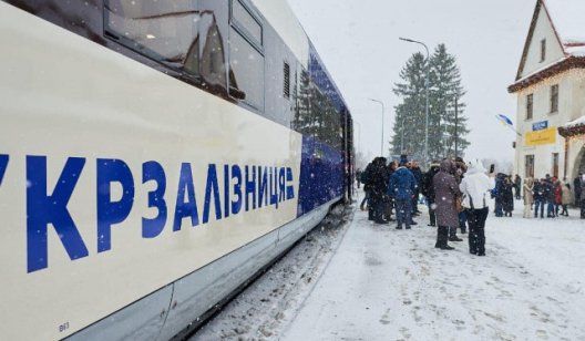 Через Славянск: Укрзалізниця запускает Поезд единения