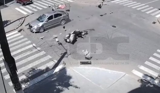 Ужасная авария в центре Славянска - ВИДЕО