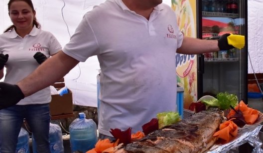 ВИДЕО. Какой сюрприз для фестиваля фирменных блюд в Славянске приготовило кафе Палермо