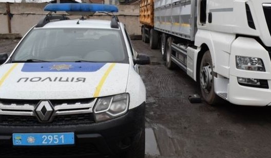 Гибель пешехода под Славянском: как полиции удалось найти водителя фуры