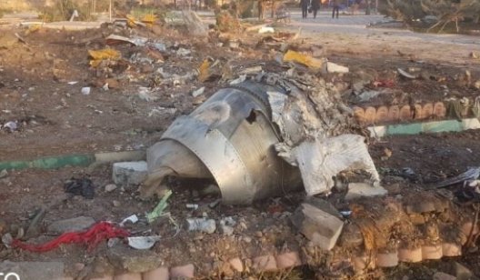 В Иране разбился украинский самолет со 180 пассажирами на борту