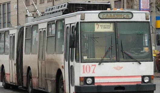 Почему в Славянске остановились троллейбусы