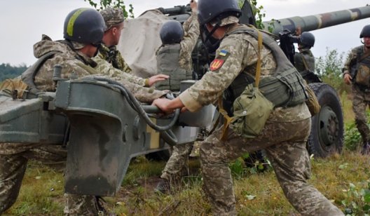 Украина начала отвод войск от линии фронта - волонтер