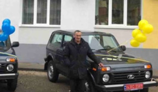 Медработники Славянска получили два новых автомобиля