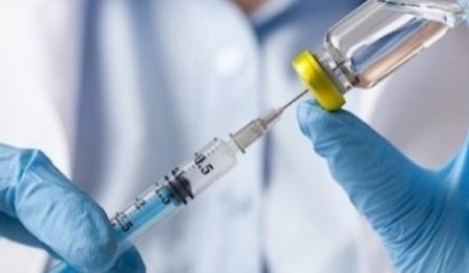 В Украине сократили минимальный срок получения бустерной прививки от ковида