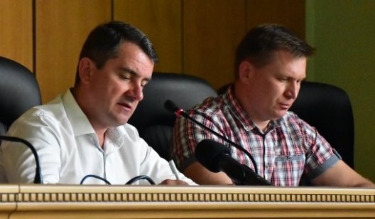 В Славянске планируют распустить исполком и уволить всех заместителей городского головы
