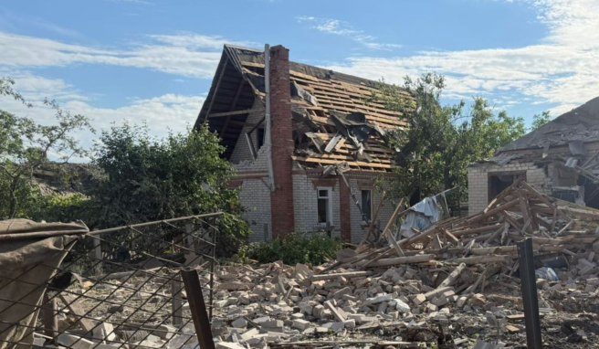 Словʼянськ під прицілом ворога — 3 цивільних загинули, ще 5 поранено