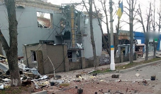 Удар по центру Святогірська: є руйнування