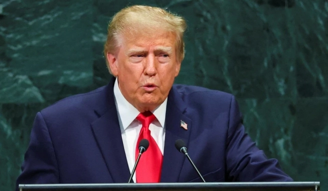 Один з варіантів мирної угоди може привести Україну до величі — Трамп