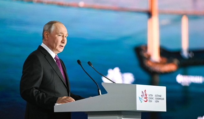 Путін: Домовлятися про кінець війни мають насамперед Україна і Росія