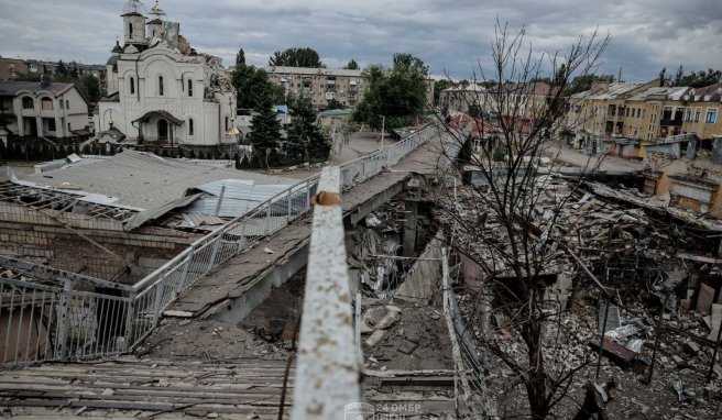 Поліція: Евакуація з Костянтинівки неможлива, єдиний варіант — вийти пішки