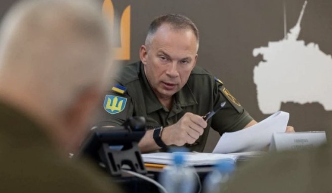 Сирський: Темпи просування росіян на фронті скоротилися більш ніж удвічі