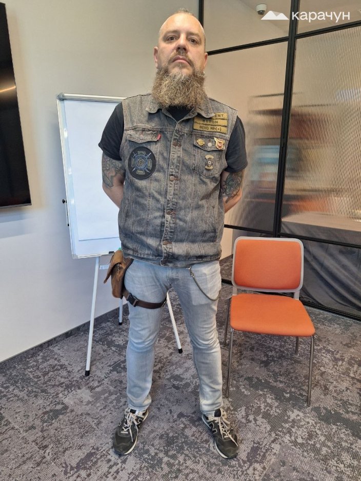  Ветеран війни, військовий лікар Андрій Жолоб